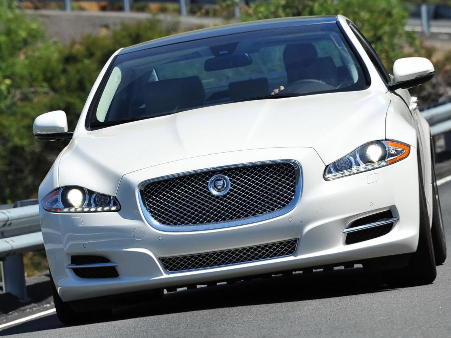  Jaguar XJL 2010 года  (US) (фото 13 из 41)